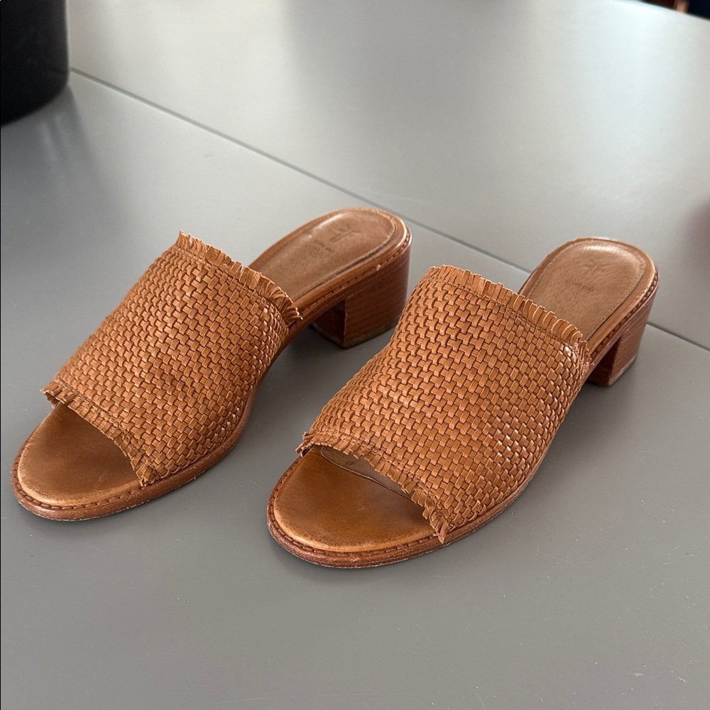 Frye Cindy Woven Leather Slide Mule Block Heel Size 7.5 - Picture 3 of 8